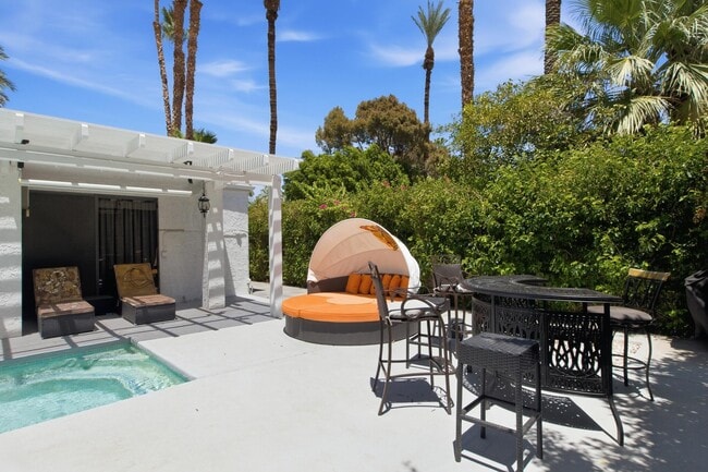 Photo - 70325 Mottle Cir