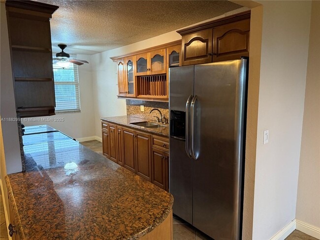 Building Photo - 250 Jacaranda Dr Unit 208 Rental