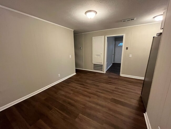 Photo - The Ideal Space to Balance Life, Work and Play.