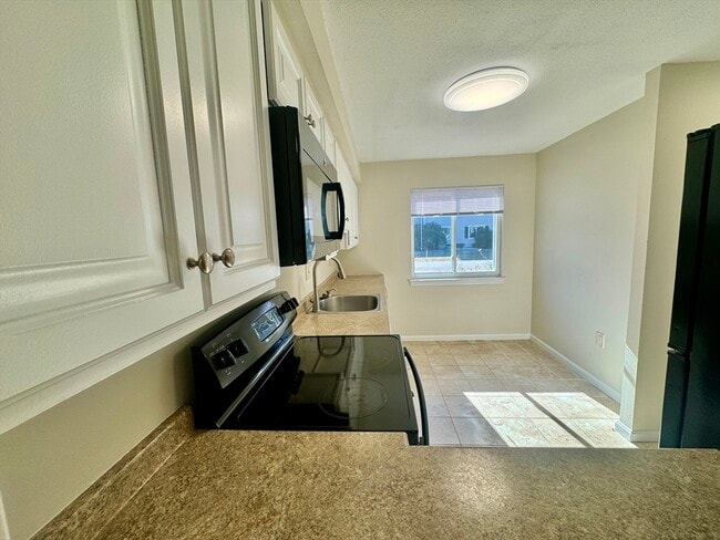 Photo - 13 Beal's Cove Rd