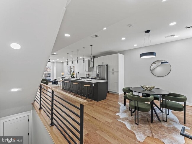 Photo - 4320 7th St NW Unit 2