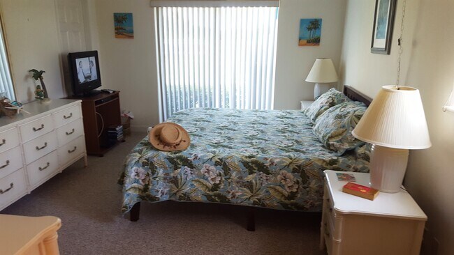 Photo - VACATION RENTAL ON S. HUTCHINSON ISLAND IN...
