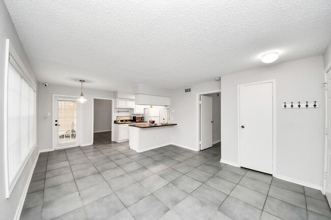 Building Photo - 2750 Holly Hall St Unit 911