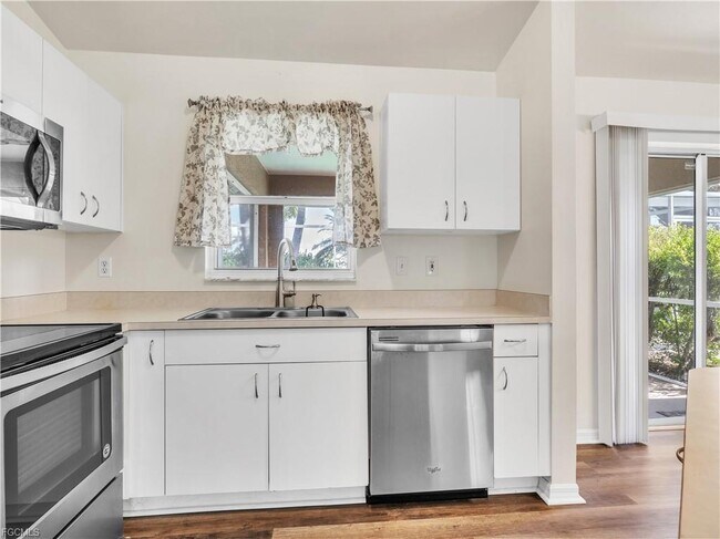 Photo - 1801 NE 22nd Ave