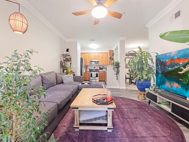Photo - 4854 Eisenhower Ave Unit 249