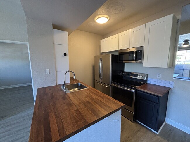 Photo - 2 Bed, 2 Bath condo, ground floor unit Unit 108