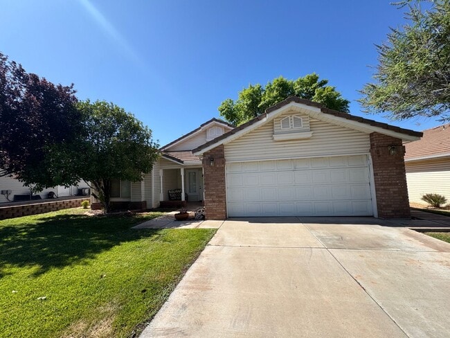 1141 W 360 N