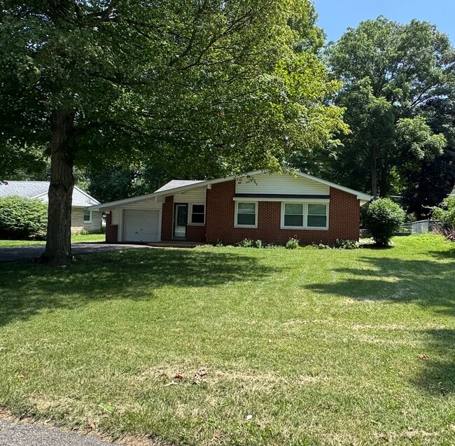 Building Photo - 2312 S Evan Park Dr Rental