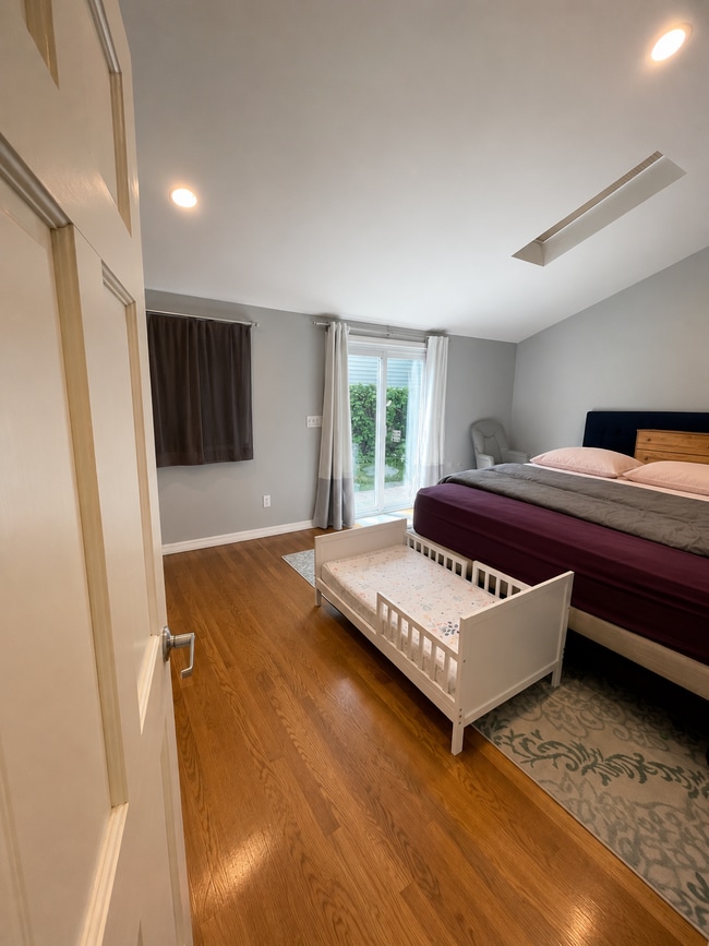 Photo - 89 Thorndike St Unit 2