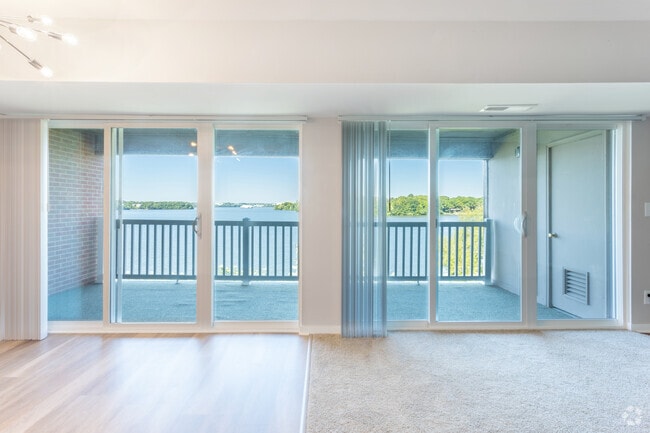 2 BR, 2 BA - Ultimate Harlow