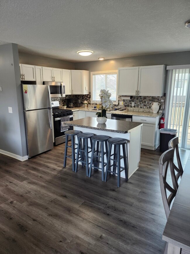 Photo - 7211 Camden Ave N