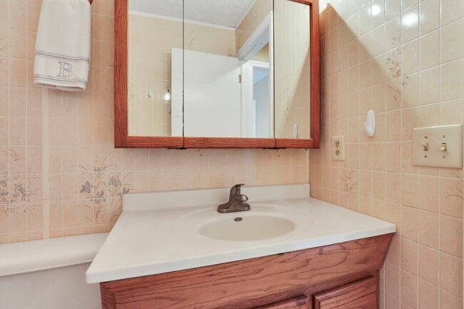 Photo - 3336 Orders Rd