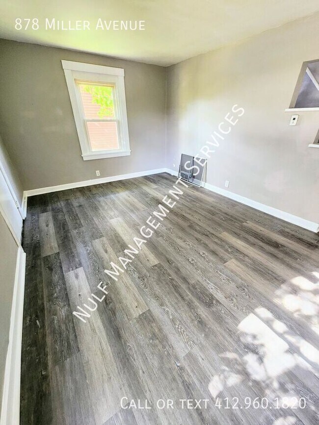878 Miller Ave