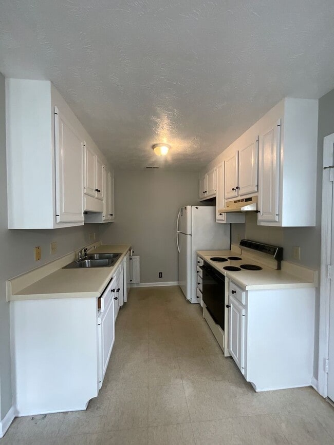 Photo - 124 Brainerd Ave