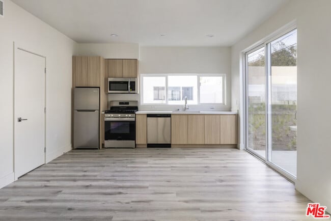 Photo - 3210 Verdugo Rd