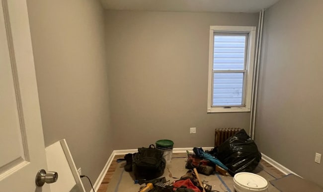 Photo - 4465 Park Ave