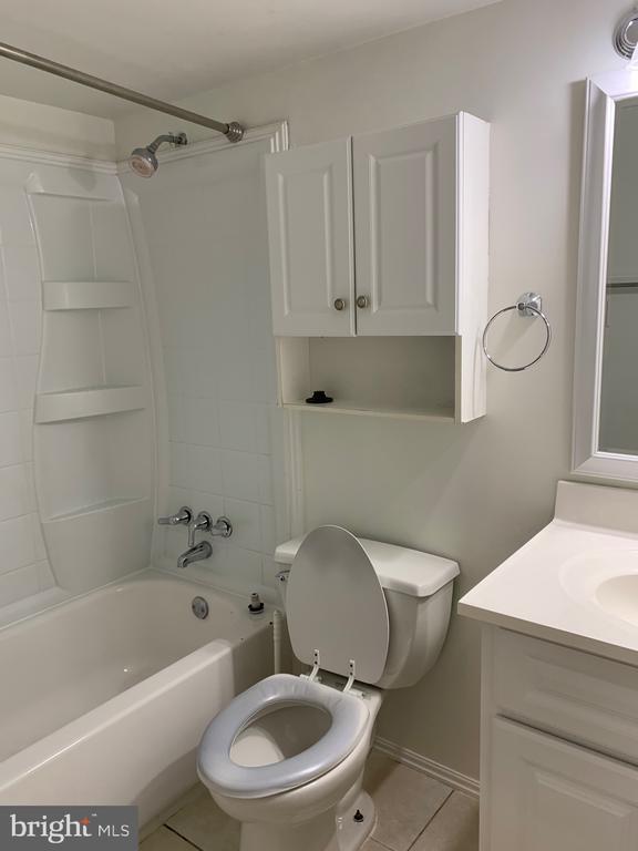 Photo - 15704 Dorset Rd Unit 144