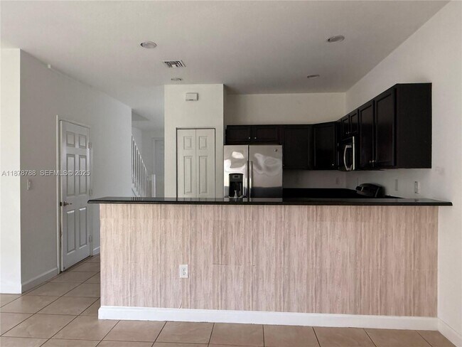 Photo - 3204 SE 5th Ct