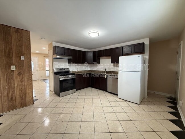 Photo - 1012 Vine St