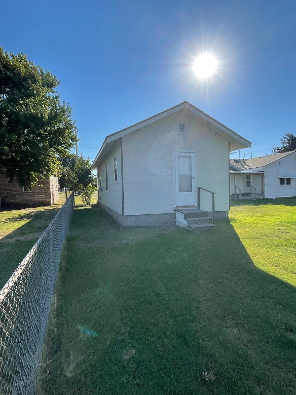 Photo - 5611 Irwin Rd