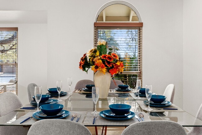 Photo - 5715 Cary Grant Dr