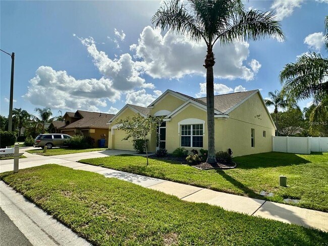 Photo - 30747 Burleigh Dr