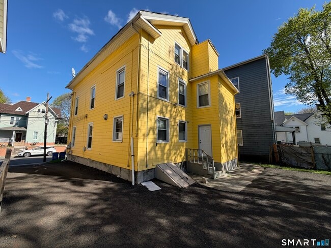 Photo - 96 Franklin St Unit 2nd Floor