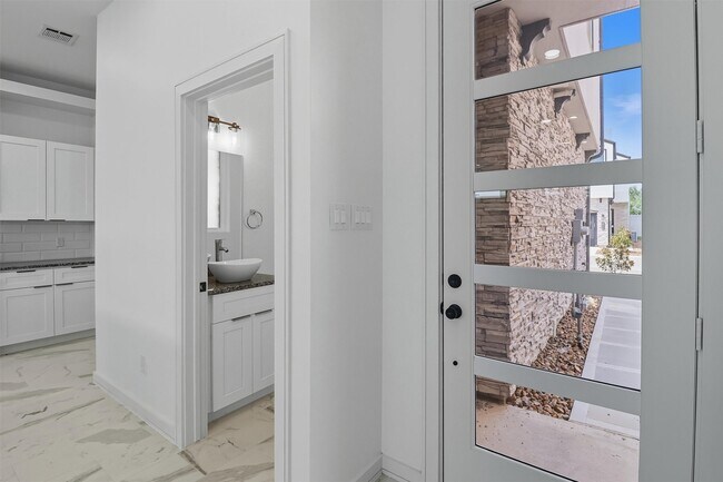 Photo - 2927 El Fenice Ln