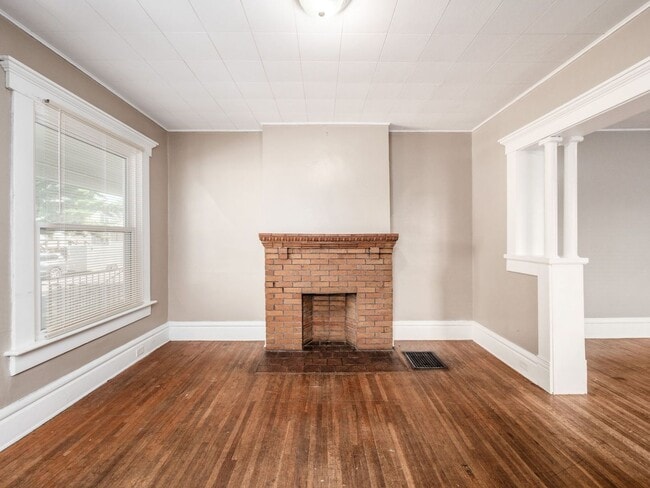 Photo - 89 E Patterson Ave