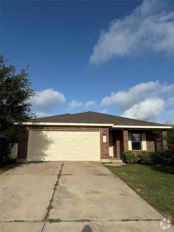 Building Photo - 215 Mesa Dr Rental