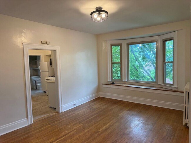 Photo - 5542 Fair Oaks St Unit 2nd Floor