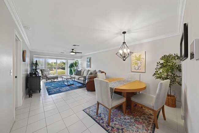 Building Photo - 2835 SW 13th St Unit PINES OF DELRAY