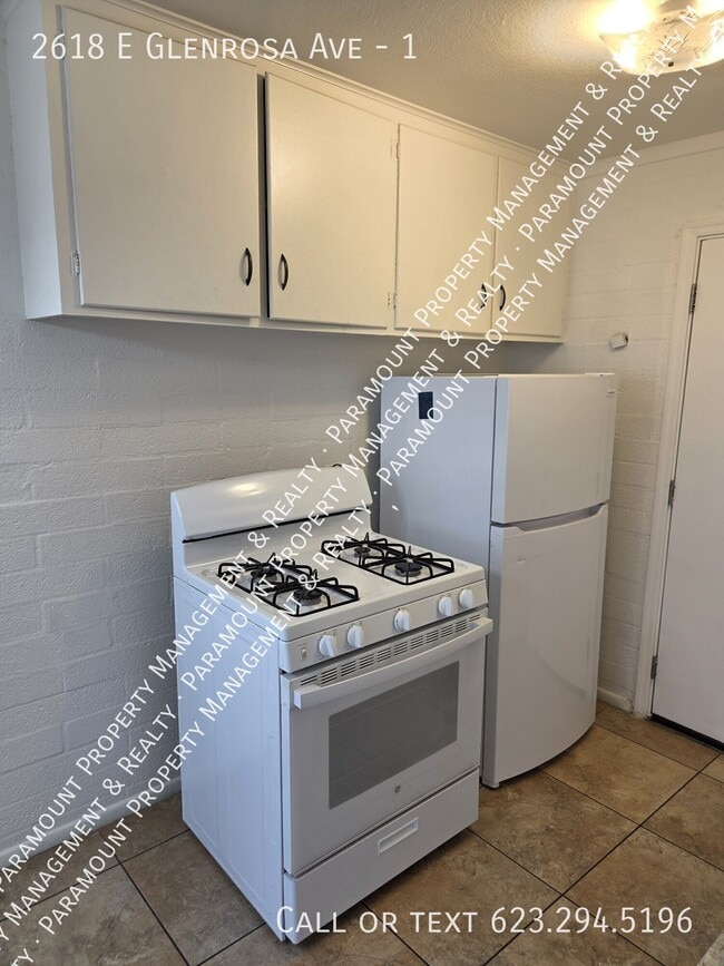 2618 E Glenrosa Ave Unit 1