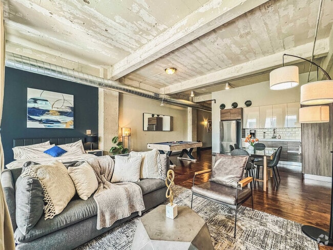 Building Photo - 555 Evergreen St Unit ID1231686P Rental