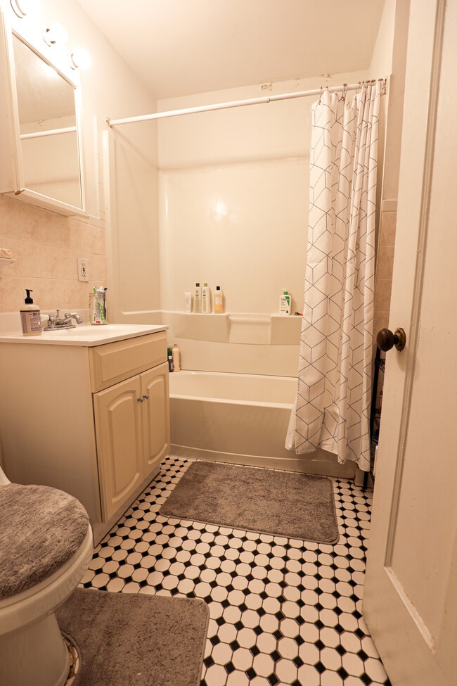 Photo - 63 Egmont St