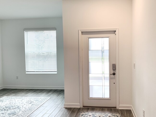 Photo - 12018 Language Way