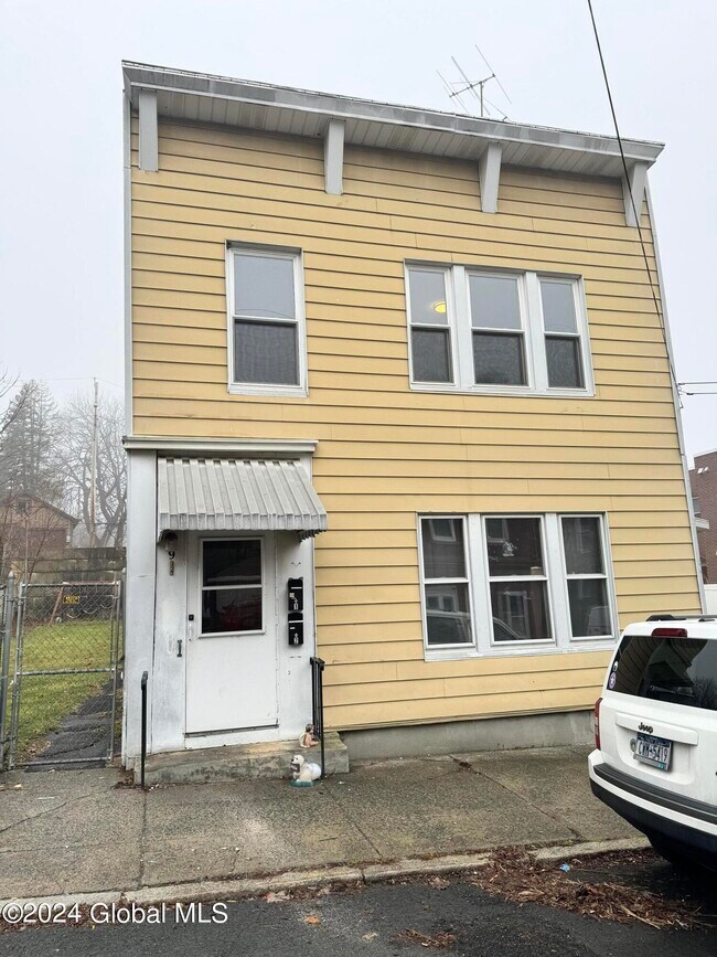 Photo - 9 Willow St