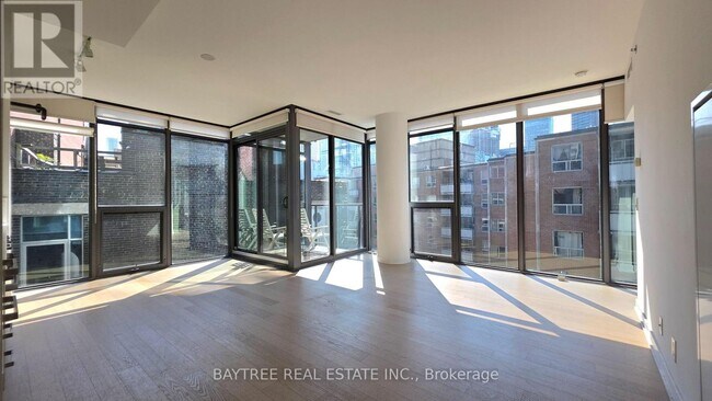 Photo - 15 Beverley St Unit 608