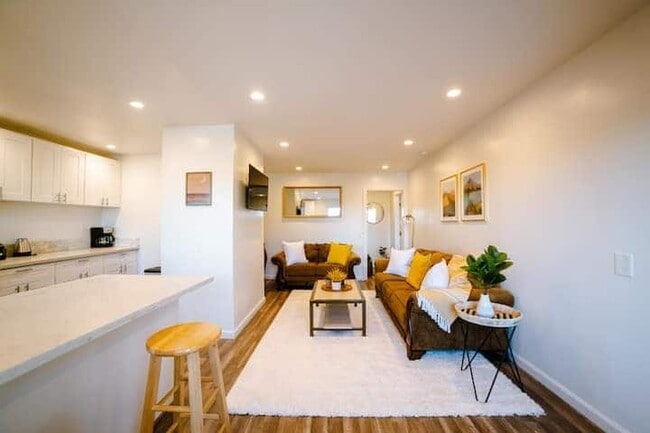 Photo - 366 3rd St
