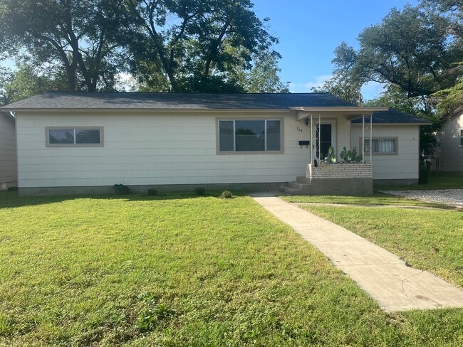 Photo - 302 Aviation Ave House