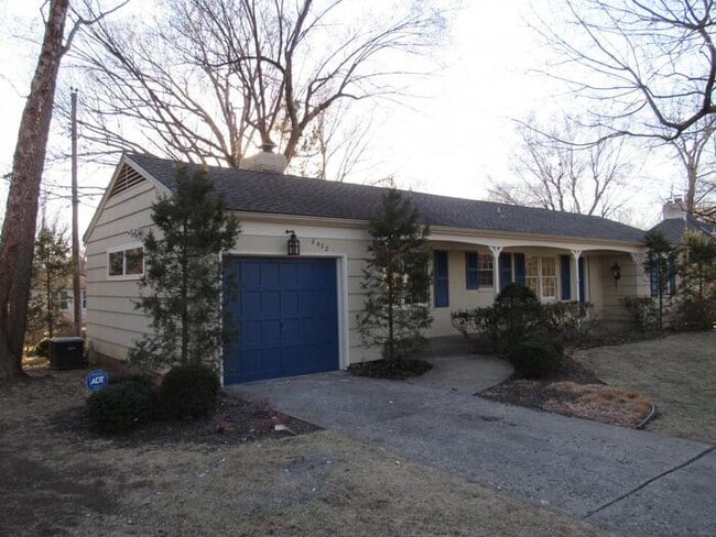 Photo - Charming 2 bedrooms and 1 bath home located on Sagamore Rd in Leawood, KS