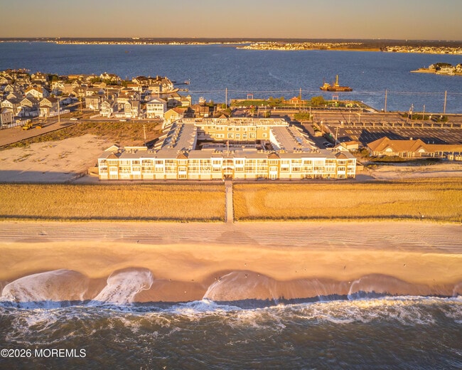 Building Photo - 438 NJ-35 Unit 5304