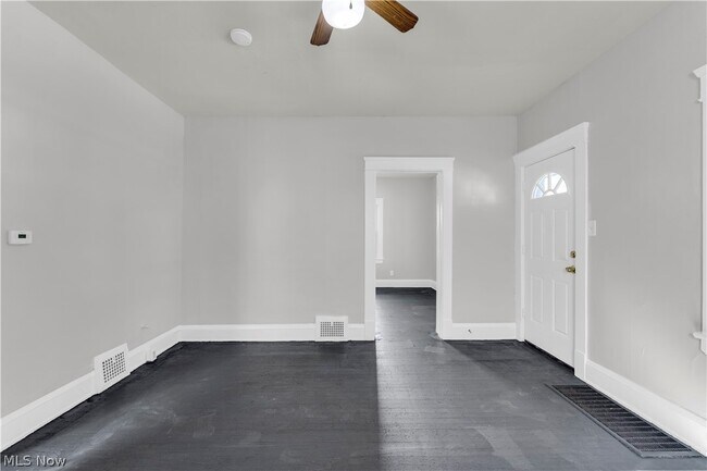 13105 Carrington Ave Unidad 1/DN