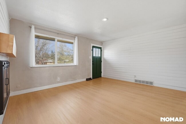 Photo - 9040 Yucca Way