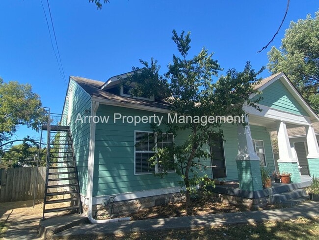 Building Photo - 1112 Joseph Ave Unit 1112 Joseph Ave - B