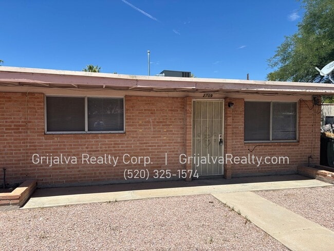 Building Photo - Duplex for Rent Unit 2709