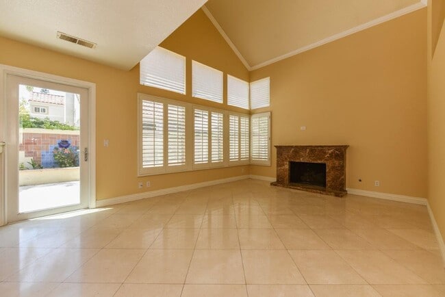 Photo - 9 Las Cruces