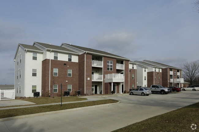 Maple Court Place - Maple Court Place