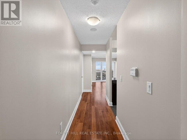 Photo - 135 Village Green Square Unit 3125