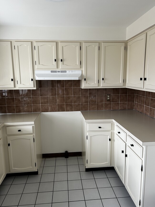 7012 Joanne Cir N Unit Duplex
